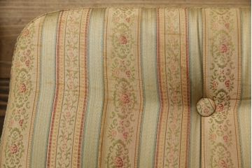 中古　横浜クラシック家具　ノックオンウッド(knockonwood)　コロニアルシリーズ(Hand Made)　英国の伝統スタイルであるウィングバックが印象的な1人掛けソファ(定価約31万円)(ウイングバック、ウィングチェア、1P、アームチェア、一人掛け)(R-055505)
