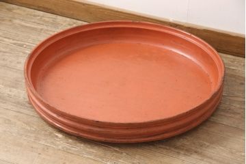 古い　漆塗り　根来塗　朱色が華やぎを演出する丸盆(漆器、トレー)(R-055507)