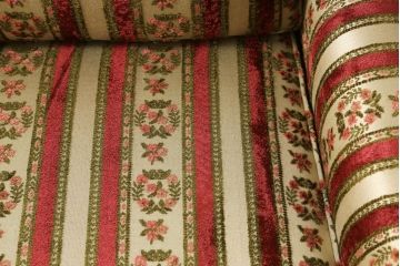 中古　超美品　DREXEL HERITAGE(ドレクセルヘリテイジ)　小花の柄がクラシカルな雰囲気を醸し出す1人掛けソファ+オットマンセット(アームチェア、1Pソファ、一人掛けソファ)(R-055519)
