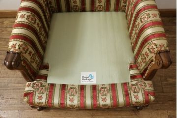 中古　超美品　DREXEL HERITAGE(ドレクセルヘリテイジ)　小花の柄がクラシカルな雰囲気を醸し出す1人掛けソファ+オットマンセット(アームチェア、1Pソファ、一人掛けソファ)(R-055519)