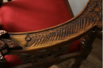 ヨーロッパビンテージ　希少なデザイン　細やかな彫刻入りのラブチェア(キッシングチェア、キスチェア、椅子、ヴィンテージ)(R-055520)