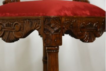 ヨーロッパビンテージ　希少なデザイン　細やかな彫刻入りのラブチェア(キッシングチェア、キスチェア、椅子、ヴィンテージ)(R-055520)