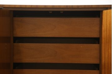 中古　美品　マホガニー材　DREXEL HERITAGE(ドレクセルヘリテジ)　FRANCESCA(フランチェスカ)シリーズ　クリデンザ(クレデンザ、収納棚、キャビネット、サイドボード)(定価約90万円)(R-055524)