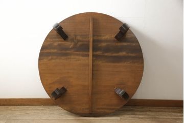 中古　美品　軽井沢彫り　均等に彫られた桜の図柄が美しい特大丸テーブル(ちゃぶ台、座卓、ローテーブル、センターテーブル)(R-055527)