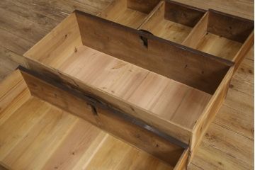 アンティーク家具　明治大正期　前面栗材　桜の丸金具が魅力的な米沢箪笥(衣装箪笥、収納箪笥、古箪笥、引き出し、ローチェスト、ローボード)(R-055532)
