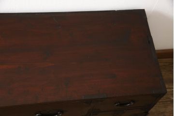 アンティーク家具　明治大正期　前面栗材　桜の丸金具が魅力的な米沢箪笥(衣装箪笥、収納箪笥、古箪笥、引き出し、ローチェスト、ローボード)(R-055532)