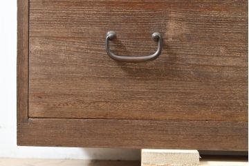 和製アンティーク　レトロ家具　桐材　素朴な佇まいが落ち着きのある空間を演出する箪笥2段(ローボード、テレビ台、チェスト、引き出し、桐箪笥、桐たんす)(R-055535)