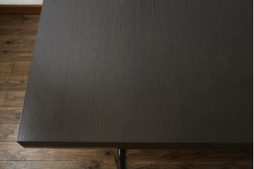 中古　美品　B&B　イタリア　Paolo Piva(パオロ・ピーヴァ)　ATHOS(アトス)　 スタイリッシュなデザインの逸品! ダイニングテーブル(4人掛け、4P、作業台)(定価約100万円)(R-055538)