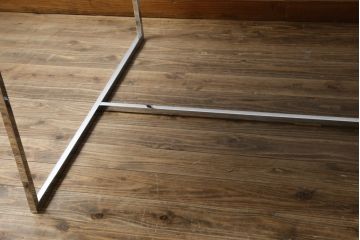 中古　美品　B&B　イタリア　Paolo Piva(パオロ・ピーヴァ)　ATHOS(アトス)　 スタイリッシュなデザインの逸品! ダイニングテーブル(4人掛け、4P、作業台)(定価約100万円)(R-055538)