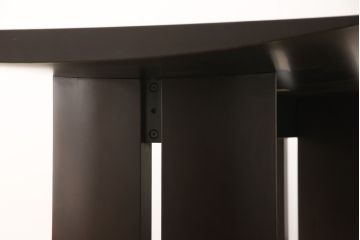 中古　美品　arflex(アルフレックス)　TAVOLO NAVE(タボロ・ナーベ)　天板の船のようなシルエットが個性的なダイニングテーブル(6人掛け、6P)(定価約39万円)(R-055541)