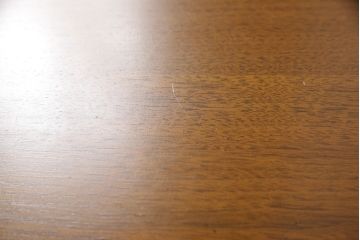 中古　DREXEL HERITAGE JAPAN(ドレクセルヘリテイジジャパン)　594-324　クラシカルなデザインが美しいエンドテーブル(ナイトテーブル、サイドテーブル、サイドチェスト)(R-055544)