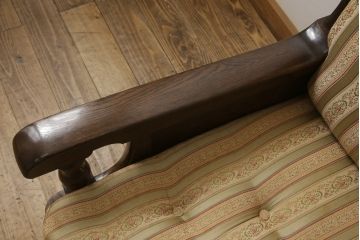 中古　横浜クラシック家具　ノックオンウッド(knockonwood)　コロニアルシリーズ(Hand Made)　英国の伝統スタイルであるウィングバックが印象的な2人掛けソファ(定価約55万円)(ウイングバック、ラブソファ、ウィングチェア、2P、アームチェア、二人掛け)(R-055561)