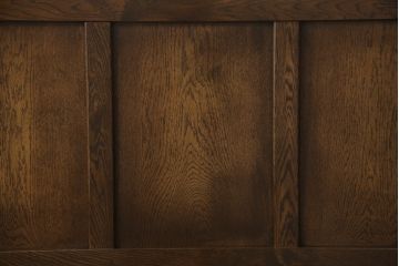 中古　横浜クラシック家具　ノックオンウッド(knockonwood)　コロニアルシリーズ(Hand Made)　英国の伝統スタイルであるウィングバックが印象的な2人掛けソファ(定価約55万円)(ウイングバック、ラブソファ、ウィングチェア、2P、アームチェア、二人掛け)(R-055561)
