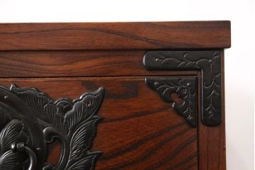 中古　美品　岩谷堂箪笥　迫力のある杢目と金具が存在感を放つ整理箪笥(衣装箪笥、引き出し、サイドチェスト)(R-055569)