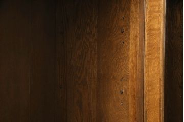 中古　美品　横浜クラシック家具　ノックオンウッド(knockonwood)　Hand Made　上品なデザインが美しいサイドボード(定価約68万円)(戸棚、収納棚、キャビネット)(R-055599)