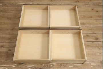 中古　美品　横浜クラシック家具　ノックオンウッド(knockonwood)　Hand Made　上品なデザインが美しいサイドボード(定価約68万円)(戸棚、収納棚、キャビネット)(R-055599)