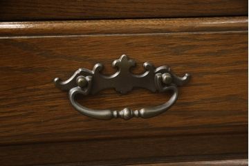 中古　美品　横浜クラシック家具　ノックオンウッド(knockonwood)　Hand Made　上品なデザインが美しいサイドボード(定価約68万円)(戸棚、収納棚、キャビネット)(R-055599)