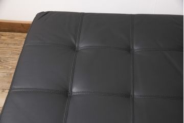 中古　展示美品　トニーノ・ランボルギーニ(Tonino Lamborghini)　スタイリッシュな空間づくりにおすすめのオットマン(フットスツール、1人掛けソファ、椅子)(定価約70万円)(R-055601)
