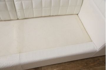 中古　展示美品　トニーノ・ランボルギーニ(Tonino Lamborghini)　白総革　オーストリッチ　クッション4個付き　6人掛けソファ(レザー、2人掛けソファ、4人掛けソファ)(定価約1000万円)(R-055613)