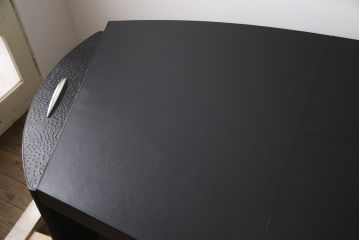 中古　展示美品　トニーノ・ランボルギーニ(Tonino Lamborghini)　オーストリッチ　希少!天板まで本革が使われた総革張りデスク(レザー、ワークデスク、机)(定価約300万円)(R-055616)