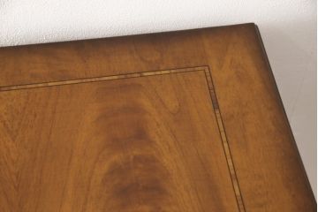 中古　超美品　イタリア高級家具　CANTU　クラシカルな佇まいの大型サイドボード(サイドキャビネット、収納棚、戸棚)(R-055626)