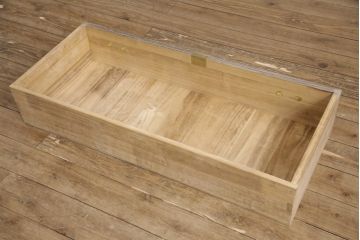 中古　美品　国産手造り　意匠を凝らした金具が魅力的な総桐箪笥(並厚、桐たんす、和タンス、着物箪笥、衣装箪笥、引き出し、チェスト、バラ売り可能)(R-055627)