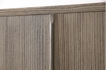 中古　美品　国産手造り　意匠を凝らした金具が魅力的な総桐箪笥(並厚、桐たんす、和タンス、着物箪笥、衣装箪笥、引き出し、チェスト、バラ売り可能)(R-055627)