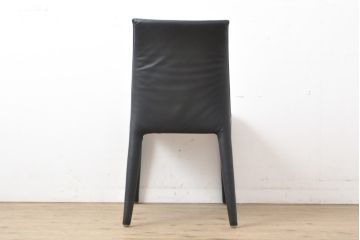 中古　美品　B&B　イタリア　MARIO BELLINI(マリオ・ベリーニ) VOL AU VENT(ヴォロ ヴァン)　モダンでスタイリッシュな空間づくりにおすすめのレザーチェア(椅子、ダイニングチェア)(定価約23万円)(R-055630)