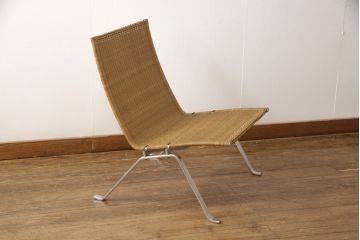 デンマークビンテージ　美品　E.Kold Christensen(コル・クリステンセン)　ポール・ケアホルムデザイン　　PK22　籐(ラタン)　くつろぎの空間を演出するイージーチェア(ラウンジチェア、1人掛けソファ、ヴィンテージ)(検索ワード:Ftitz Hansen フリッツハンセン)(R-055635)
