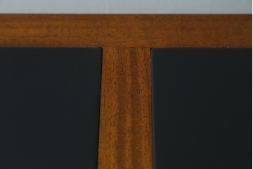 中古　美品　DREXEL HERITAGE(ドレクセルヘリテイジ)　重厚感ある佇まいが目を引くデスク　(R-055636)