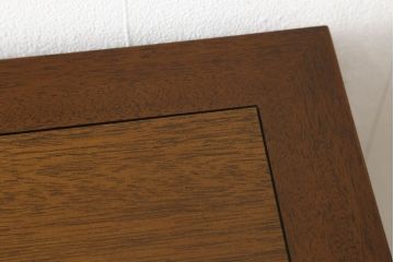 中古　美品　DREXEL HERITAGE(ドレクセルヘリテイジ)　Triune(トライユン)　品のある佇まいのサイドボード(サイドキャビネット、リビングボード、サイドチェスト、引き出し)(R-055640)