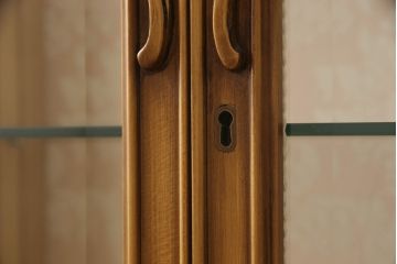 イタリアビンテージ　美品　CLItalia(CLイタリア)社　最高峰　エレガントな空間を演出するアールヌーヴォーキャビネット(キュリオケース、ガラスケース、飾り棚、陳列棚、店舗什器、ヴィンテージ)(定価約180万円)(R-055641)(検索ワード:メデア、Medea)