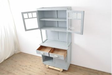和製アンティーク　ペイントカラーが可愛らしいカップボード(キャビネット、食器棚、収納棚、戸棚)(R-055646)