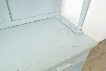 和製アンティーク　ペイントカラーが可愛らしいカップボード(キャビネット、食器棚、収納棚、戸棚)(R-055646)
