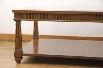 中古　美品　DREXEL HERITAGE(ドレクセルヘリテイジ)　収納スペースも備えた便利なローテーブル(定価約60万円)(センターテーブル)(R-055647)