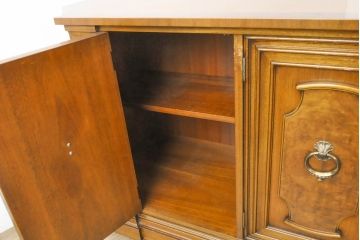 中古　美品　DREXEL HERITAGE(ドレクセルヘリテイジ)　FRANCESCA(フランチェスカ)　マホガニー　高級感あふれるクリデンザ(クレデンザ、収納棚、キャビネット、サイドボード)(定価約90万円)(R-055651)