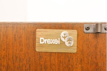 中古　美品　DREXEL HERITAGE(ドレクセルヘリテイジ)　FRANCESCA(フランチェスカ)　マホガニー　高級感あふれるクリデンザ(クレデンザ、収納棚、キャビネット、サイドボード)(定価約90万円)(R-055651)