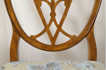 中古　美品　DREXEL HERITAGE(ドレクセルヘリテイジ)　上品な雰囲気漂うダイニングチェア4脚セット(椅子、イス)(定価4脚で約72万円)(R-055654)