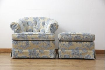 中古　超美品　DREXEL HERITAGE(ドレクセルヘリテイジ)　 Upholstery(アップホルスタリー)　エレガントな佇まいの1人掛けソファ+オットマンセット(一人掛け、1P、アームソファ)(定価約70万円)(R-055656)