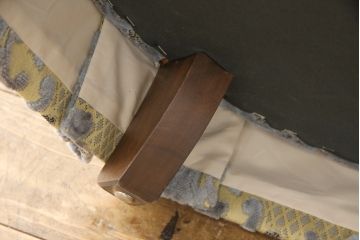 中古　超美品　DREXEL HERITAGE(ドレクセルヘリテイジ)　 Upholstery(アップホルスタリー)　エレガントな佇まいの1人掛けソファ+オットマンセット(一人掛け、1P、アームソファ)(定価約70万円)(R-055656)