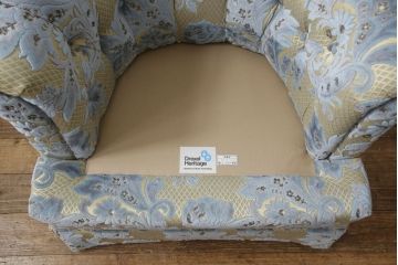 中古　超美品　DREXEL HERITAGE(ドレクセルヘリテイジ)　 Upholstery(アップホルスタリー)　エレガントな佇まいの1人掛けソファ+オットマンセット(一人掛け、1P、アームソファ)(定価約70万円)(R-055656)