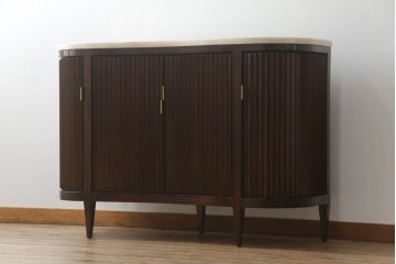 中古　超美品　アメリカ最高級家具　センチュリー社(CENTURY)　大理石風の天板とシャッター風の扉がおしゃれなサイドボード(サイドキャビネット、戸棚、収納棚)(定価約200万円)(R-055673)