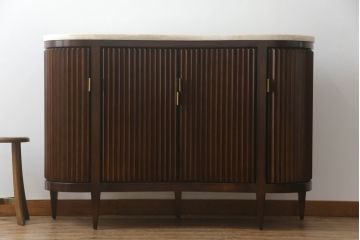 中古　超美品　アメリカ最高級家具　センチュリー社(CENTURY)　大理石風の天板とシャッター風の扉がおしゃれなサイドボード(サイドキャビネット、戸棚、収納棚)(定価約200万円)(R-055673)