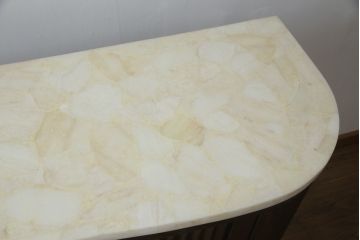 中古　超美品　アメリカ最高級家具　センチュリー社(CENTURY)　大理石風の天板とシャッター風の扉がおしゃれなサイドボード(サイドキャビネット、戸棚、収納棚)(定価約200万円)(R-055673)
