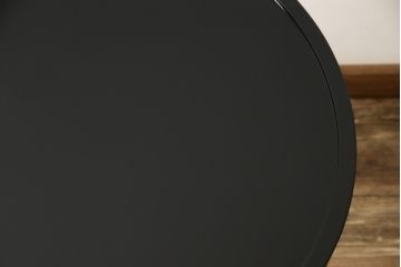 中古　特注品　モダンなデザインでスタイリッシュな空間づくりに活躍するサイドテーブル(コーヒーテーブル、ラウンドテーブル、エンドテーブル)(定価約15万円)(R-055680)