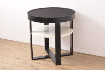 中古　特注品　モダンなデザインでスタイリッシュな空間づくりに活躍するサイドテーブル(コーヒーテーブル、ラウンドテーブル、エンドテーブル)(定価約15万円)(R-055681)