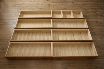 中古　民芸家具　屋久杉を贅沢に使用した木の温もりあふれる重ね箪笥(衣装箪笥、引き出し、チェスト、引き出し10杯)(R-055683)