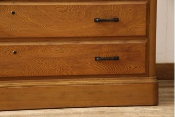 中古　民芸家具　屋久杉を贅沢に使用した木の温もりあふれる重ね箪笥(衣装箪笥、引き出し、チェスト、引き出し10杯)(R-055683)