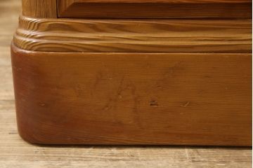 中古　民芸家具　屋久杉を贅沢に使用した木の温もりあふれる重ね箪笥(衣装箪笥、引き出し、チェスト、引き出し10杯)(R-055683)
