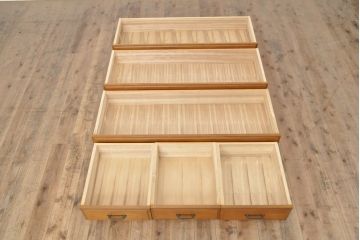中古　民芸家具　屋久杉を贅沢に使用した木の温もりあふれる重ね箪笥(衣装箪笥、引き出し、チェスト)(R-055684)